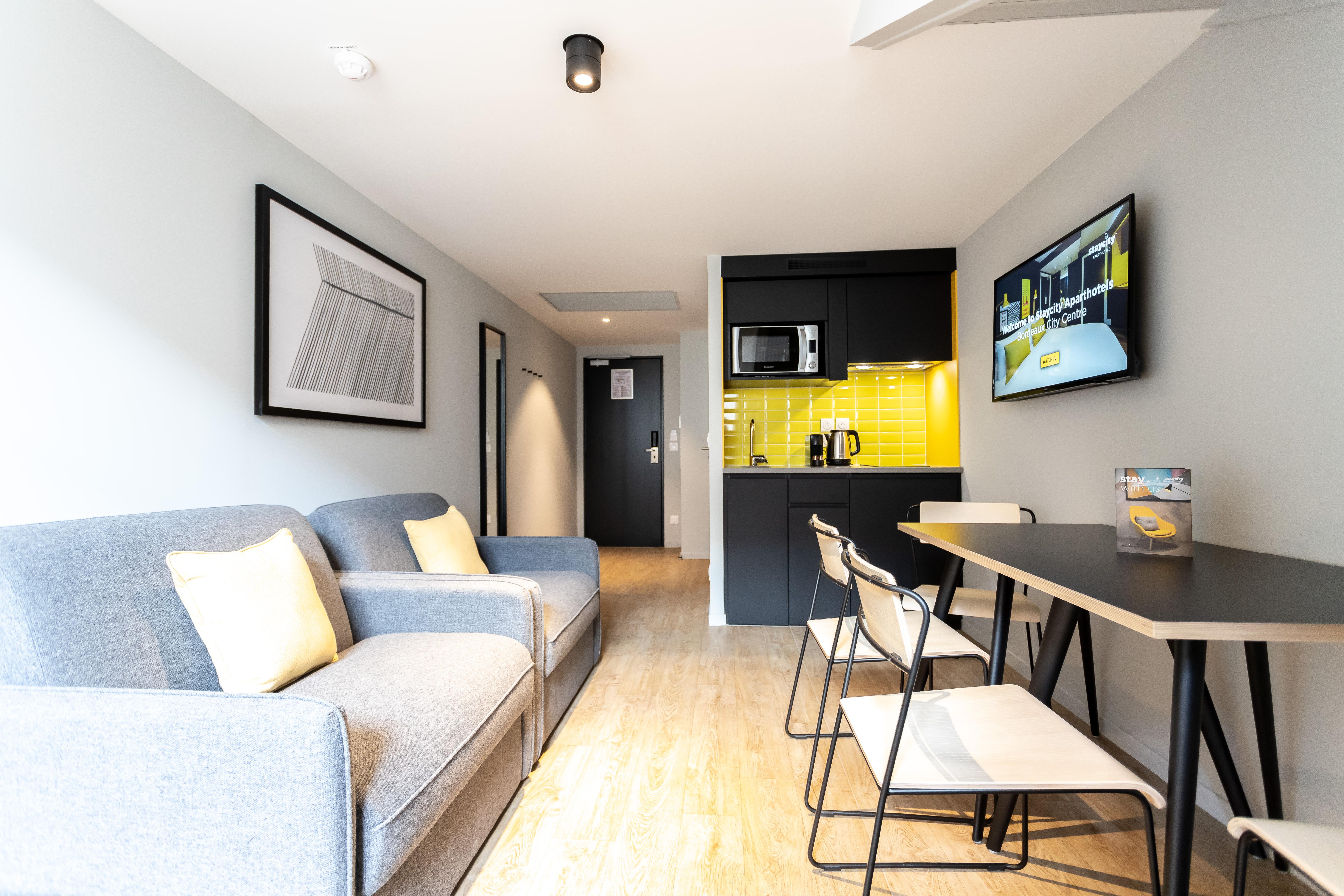 Staycity Aparthotels Bordeaux City Centre Bagian luar foto